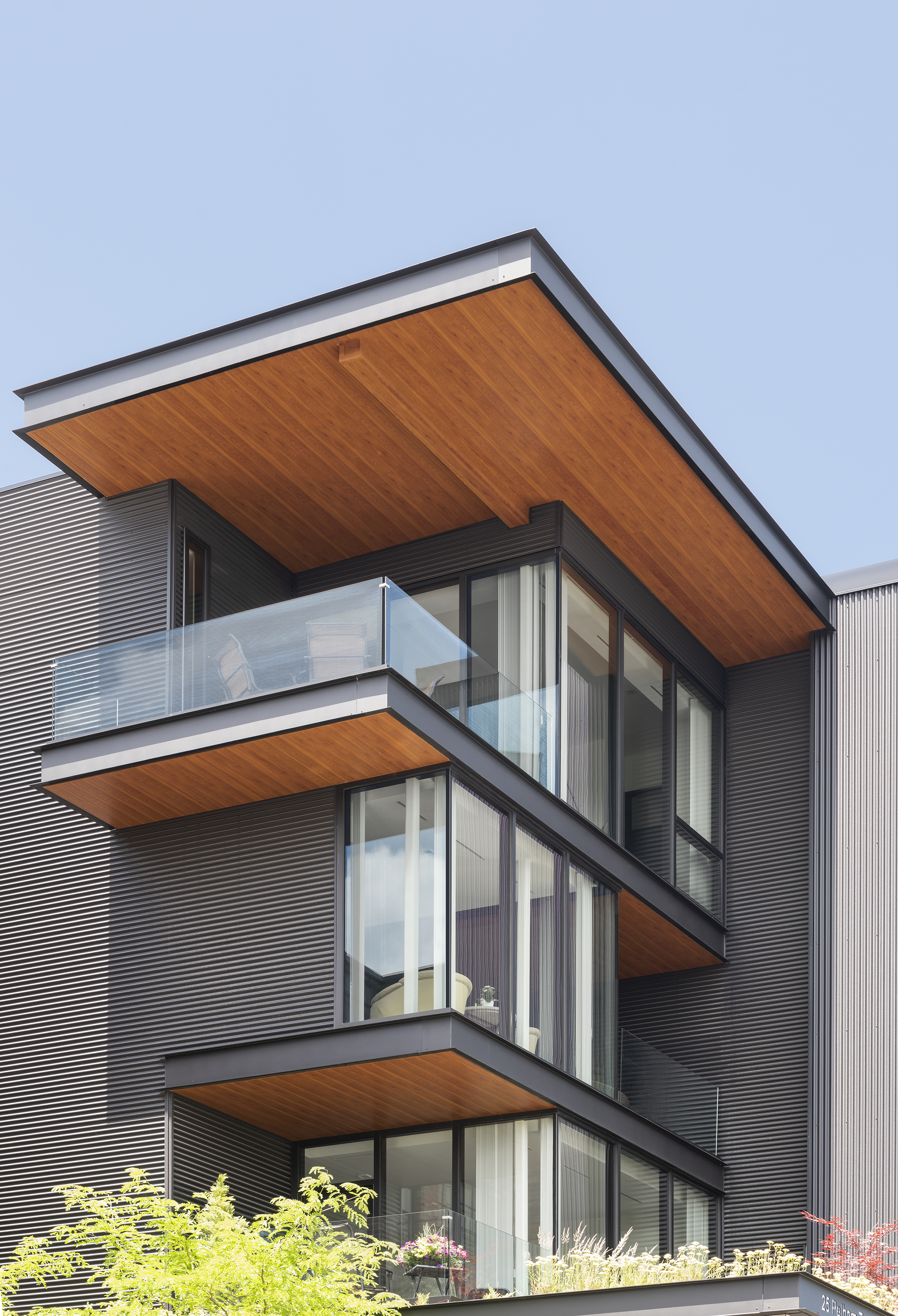 Wood-look-metal-soffit